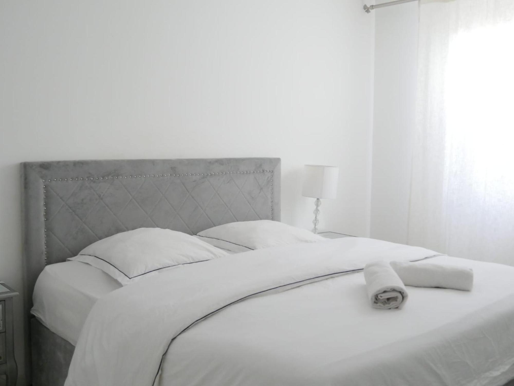Private Room In มงต์เปอลิเยร์ ภายนอก รูปภาพ